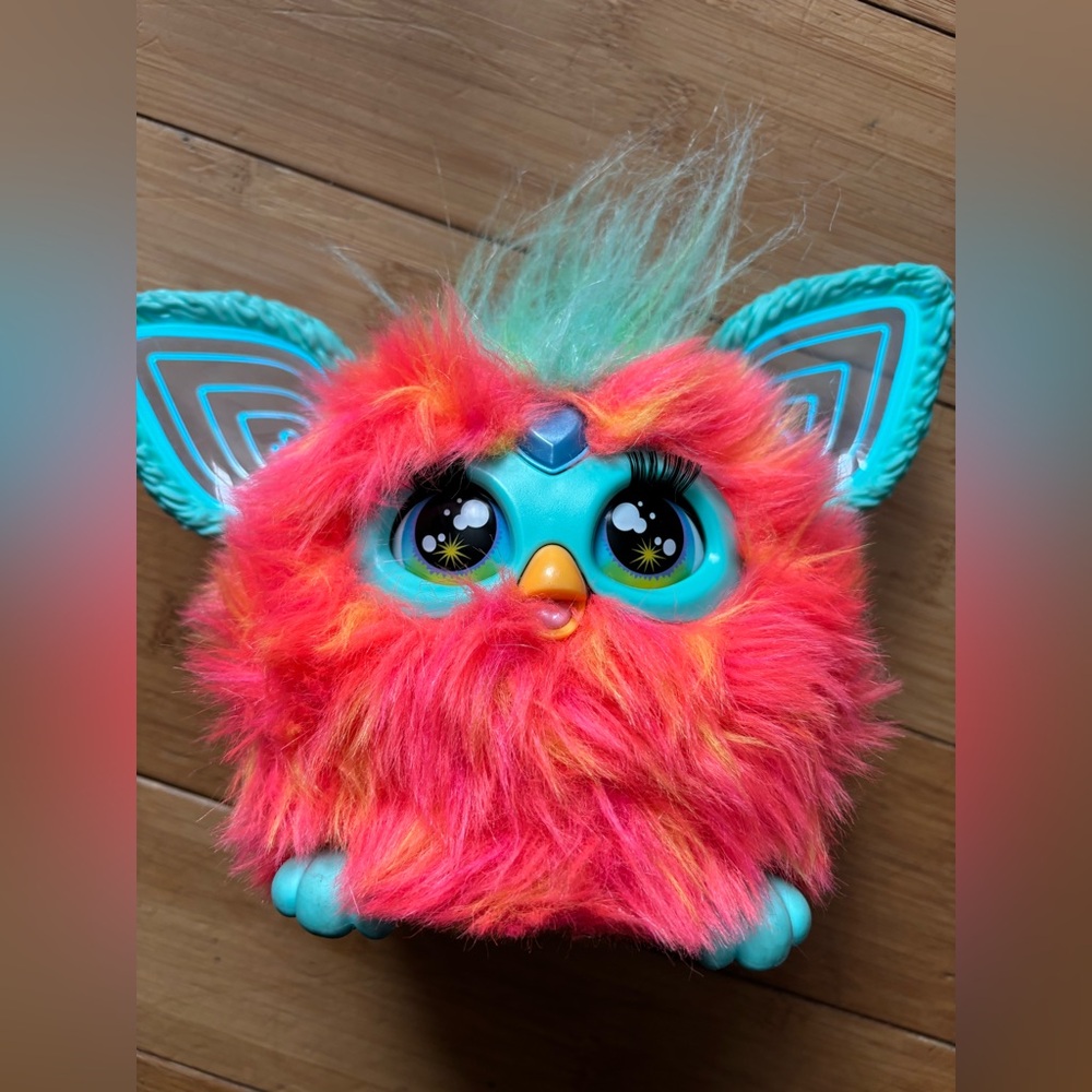 Furby toy. Wicked fast shipping. GUC.
